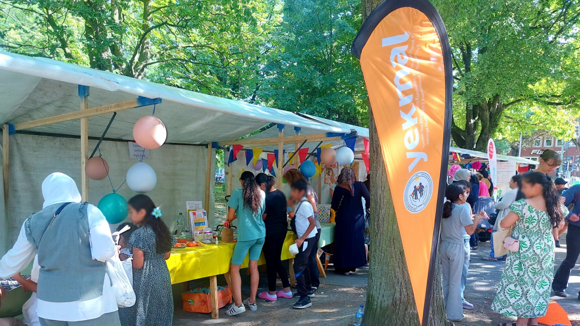 Yekmal beşdar&icirc; Fest&icirc;vala &bdquo;Fest f&uuml;r Alle&ldquo; b&ucirc;